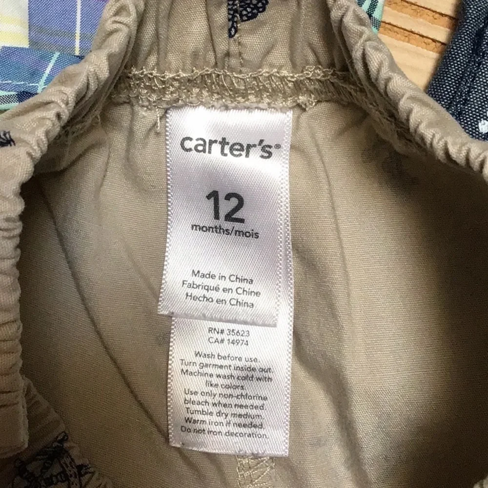 Carter’s Bundle‎ of 2 Button Down Shirts and Khaki Pull On Shorts 12 Months